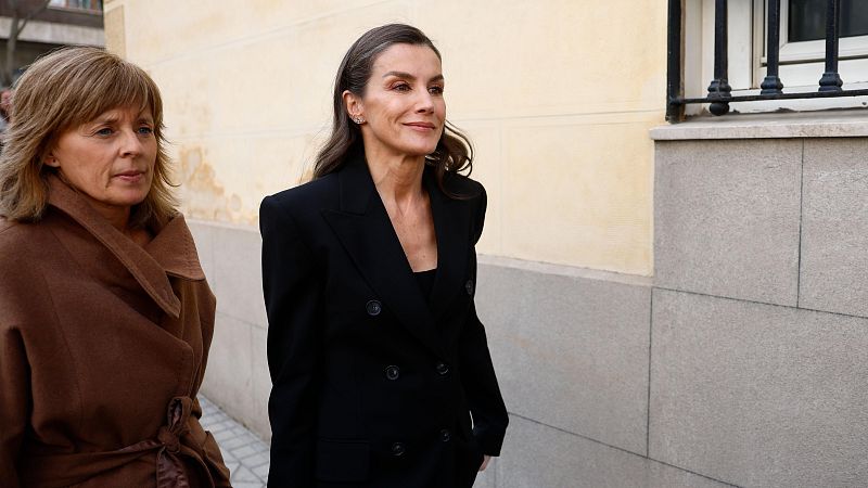 La reina Letizia despide a Fernando Ónega: "Un maestro" - Informativo 24h | Ver