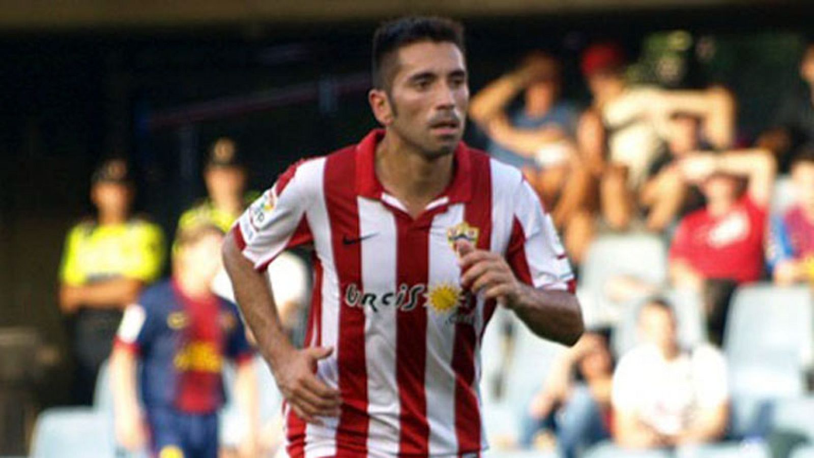 TVE emitirá a partir del próximo fin de semana dos partidos de la Segunda División española de futbol en directo. Será cada sábado y domingo a las 9 de la noche en Teledeporte. Las retransmisiones comenzarán este sábado con un partido cargado de hist