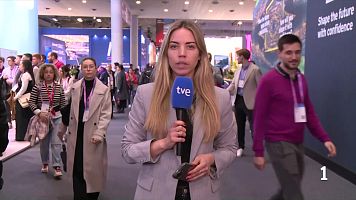 El tancament de l'espai aeri complica la tornada dels congressistes del MWC