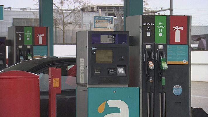 Informatiu Balear - Pugen els carburants i augmenta l'afluència a les benzineres de les Illes