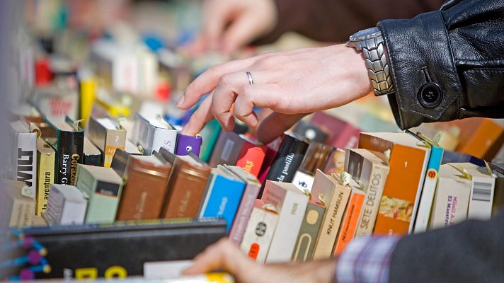 Telediario 1 - La falta de léxico dificulta el acceso de los jóvenes a la literatura clásica