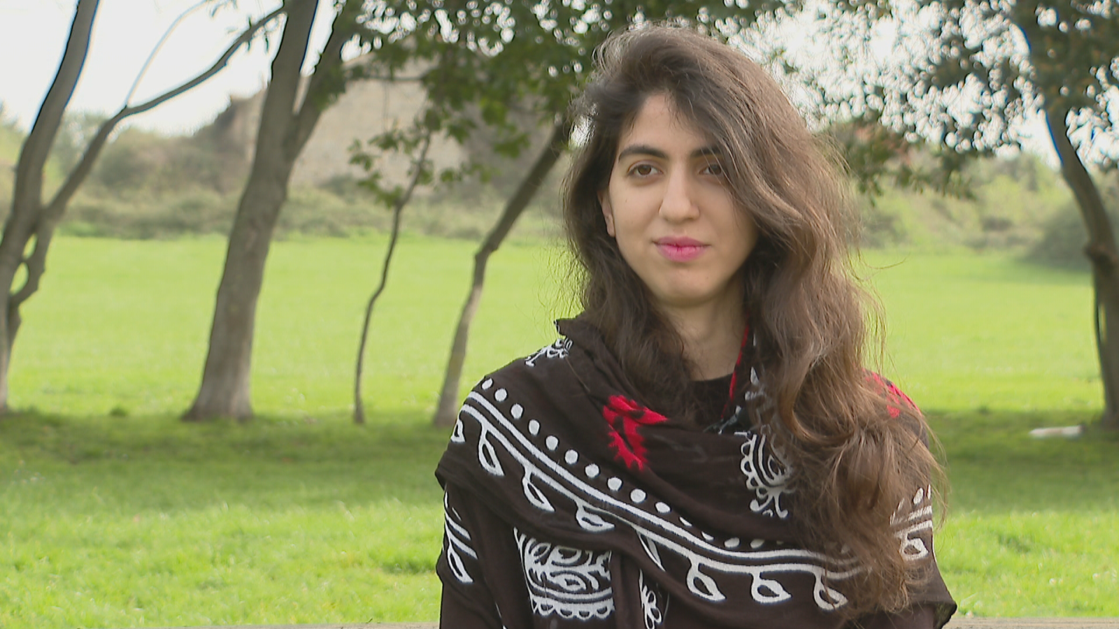 Maryam Harandi, cineasta iraní en Asturias - Panorama Regional | Ver