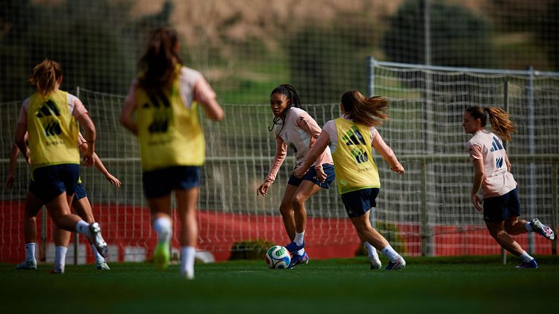 La selección viajará este viernes a Turquía para medirse a Ucrania - Los Deportes de La1 | Ver