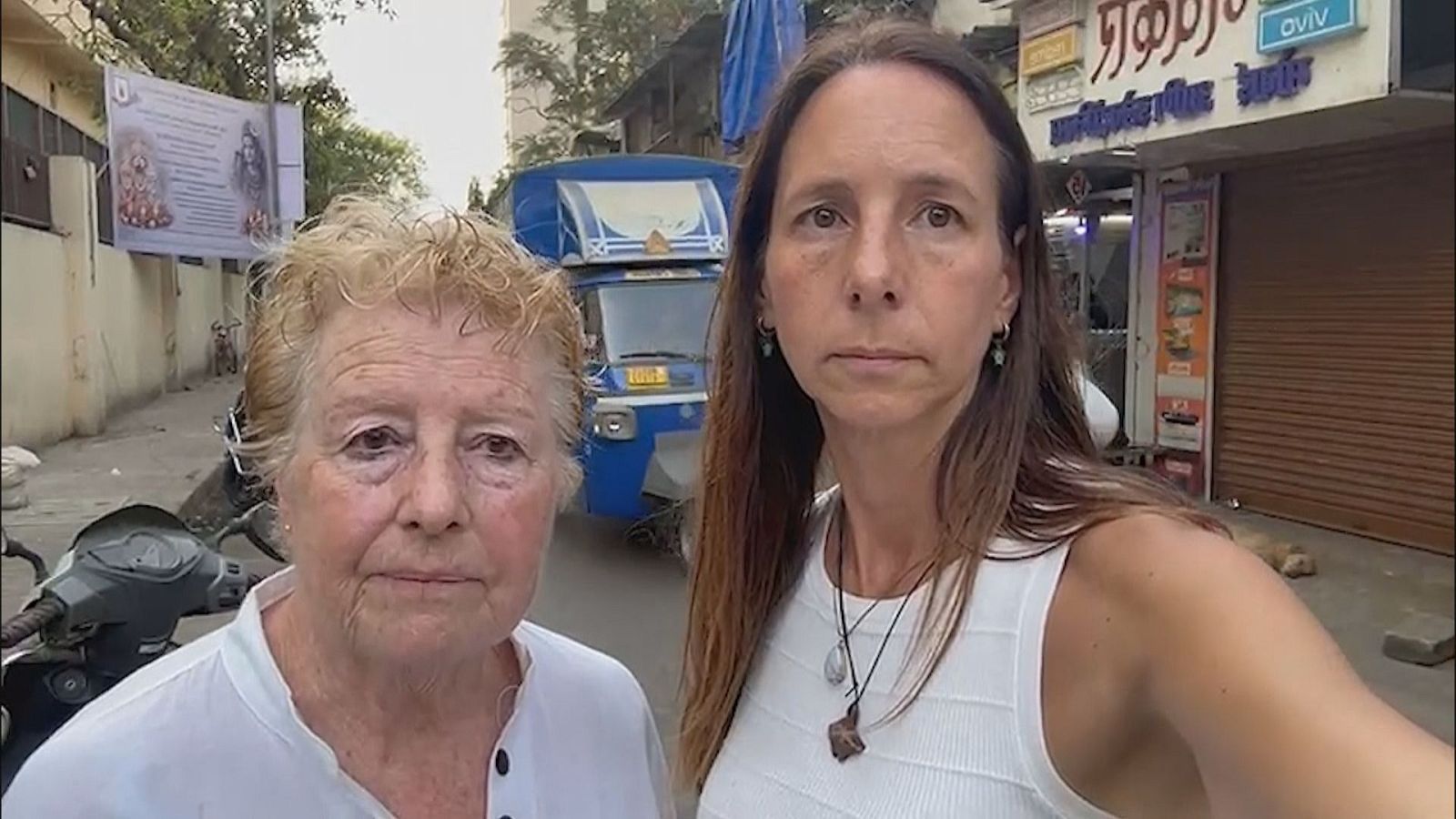 Illencs bloquejats pel tancament aeri