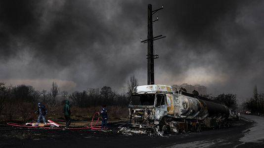 Israel ataca instalaciones petroleras y deja un Teher�n apocal�ptico: nube t�xica y bombardeos continuos