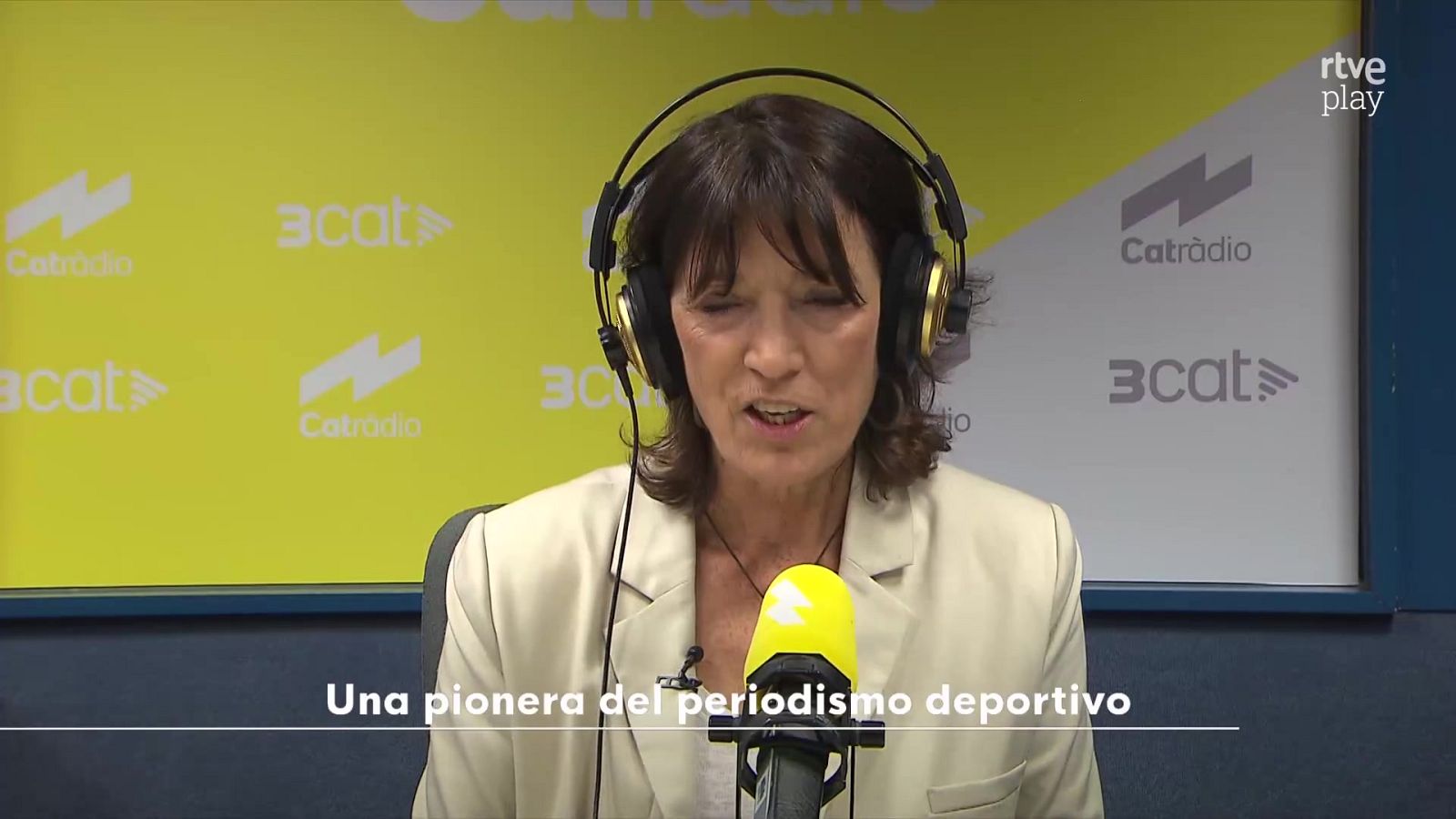 Pilar Calvo: de pionera del periodismo deportivo a la política - Parlamento | Ver