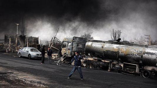 Israel ataca instalaciones petroleras y deja un Teher�n apocal�ptico: nube t�xica y bombardeos continuos