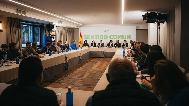 Ortega Smith denuncia a Vox por su expulsión y Antelo pasa al grupo mixto en Murcia - Diario 24 | Ver