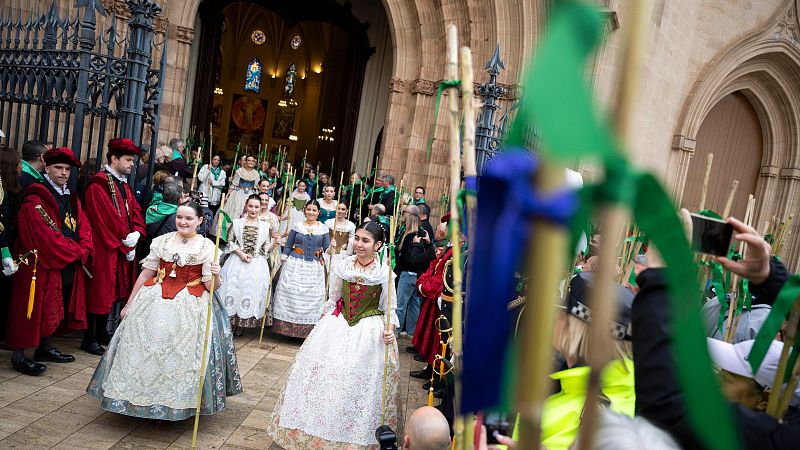 La romeria de les canyes, una tradició que commemora els orígens de la ciutat de Castelló - L'informatiu - Comunitat Valenciana | Ver