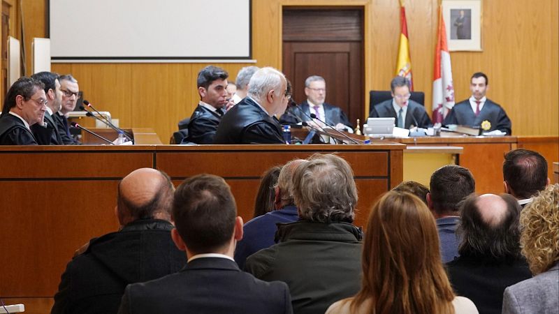 Casi 6.000 cambios de féretro y 900 de flores, en el caso de la reventa de ataúdes en Valladolid - Telediario 2 | Ver