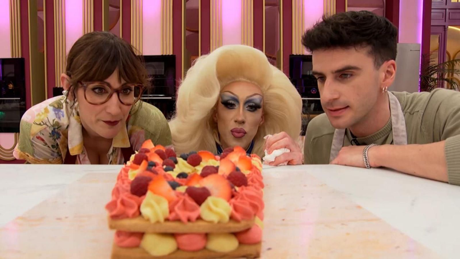 El veredicto de los jueces que ha indignado a los participantes de 'Top Chef' - Top Chef: Dulces y Famosos | Ver