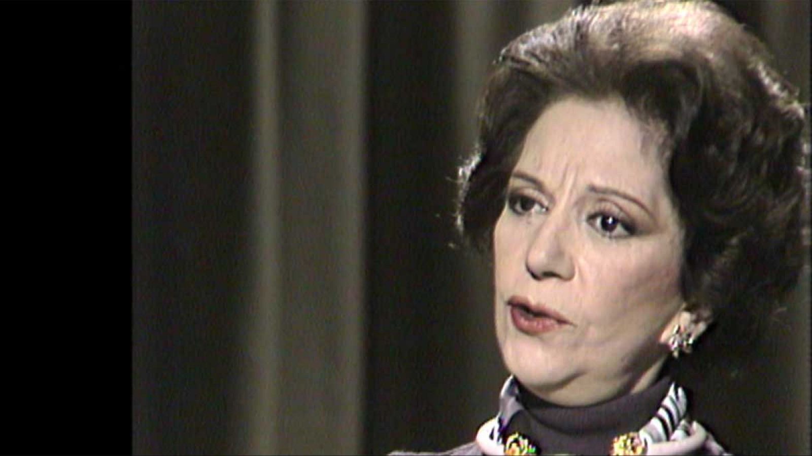 De cerca - Conchita Montes - De cerca | Ver