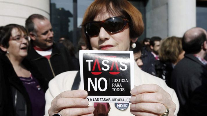 Telediario 1 - Medidas sobre tasas judiciales