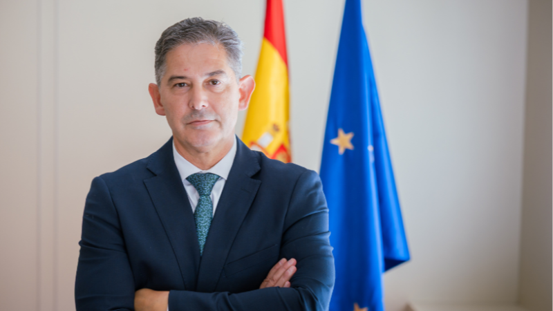 "Hay que erradicar los mensajes que pasen del discurso online a la agresión física" - Escuchar ahora