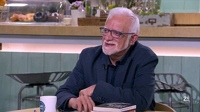 Vicenç Lozano ens presenta 'Lleó XIV, ombres sota la cúpula'
