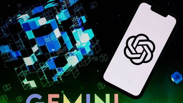 Expertos animan a universitarios a encontrar salidas laborales con la IA o la Funci�n P�blica