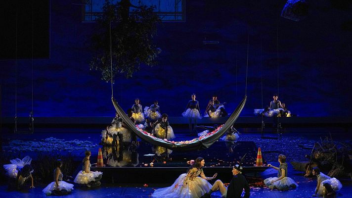 Telediario 2 - 'El sueño de una noche de verano' de Shakespeare, en el Teatro Real