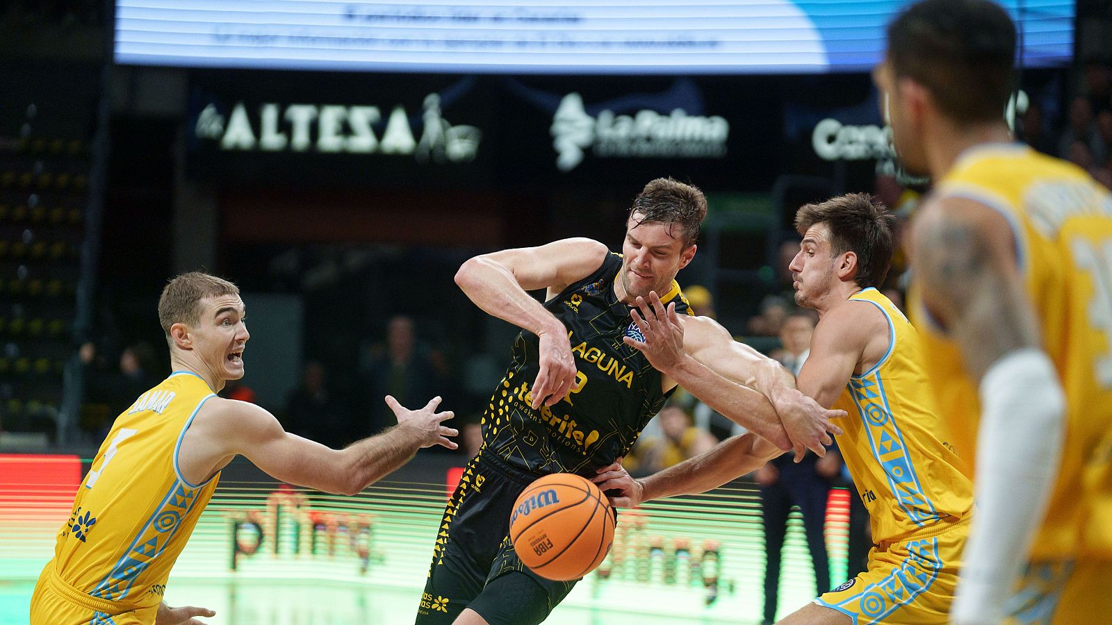 Baloncesto - Champions League. 1/16 Final 5º Partido: La Laguna Tenerife – Dreamland Gran Canaria  - Baloncesto en RTVE | Ver