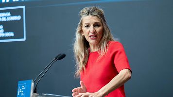 El Gobierno busca aprobar "lo antes posible" las medidas anticrisis por la guerra y no descarta hacerlo el martes