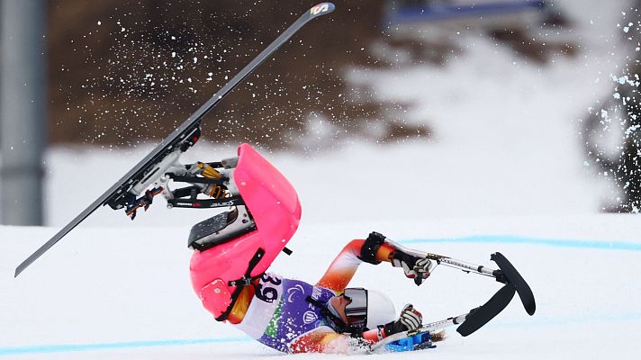 Juegos Paralímpicos de Milano Cortina 2026 - Audrey Pascual se cae y de despide de las medallas en el eslalon gigante