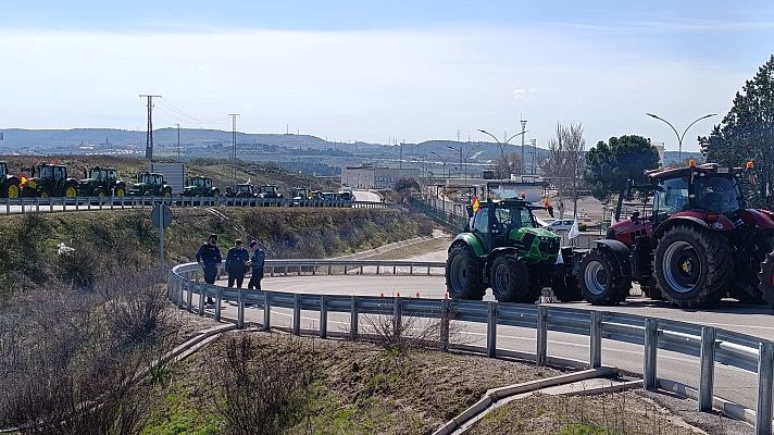 Diario 24 - Agricultores protestan en la Comunidad de Madrid contra la subida del gasóleo profesional