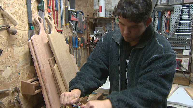 Hachas; artesanía; instagram; Cantabria; relevo generacional - TeleCantabria | Ver