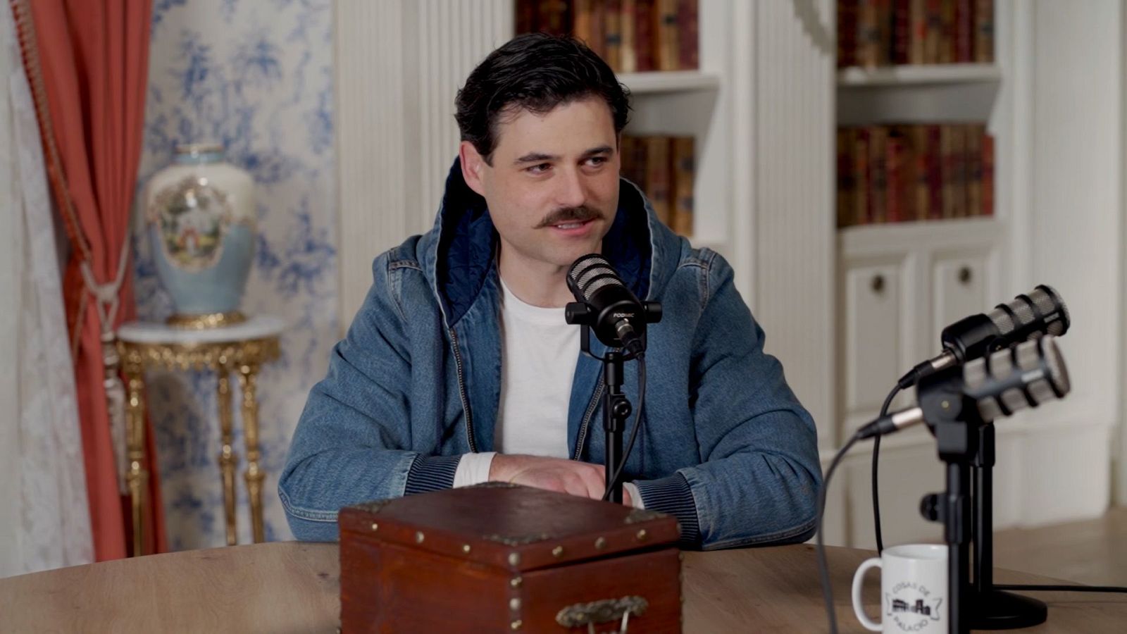 Cosas de palacio - ¿Qué le dirías a tu personaje para el futuro? - Cosas de palacio | Ver