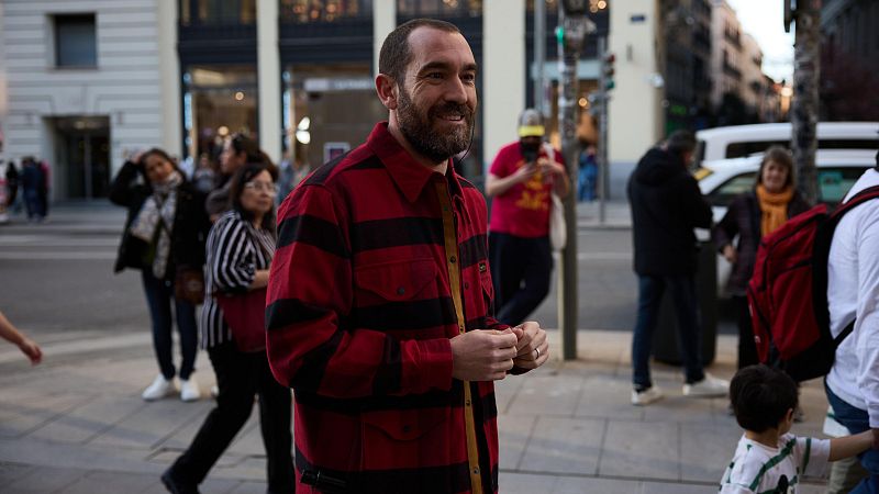 La Revuelta | Jorge Ponce presenta los 'Juegos Von der Leyen' - La Revuelta | Ver