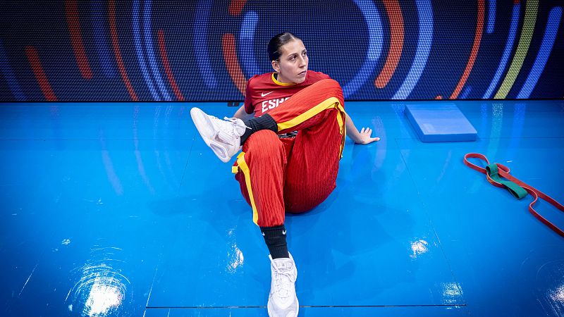 Premundial femenino I Mar�a Ara�jo: "Estamos defendiendo muy bien" - Baloncesto en RTVE | Ver