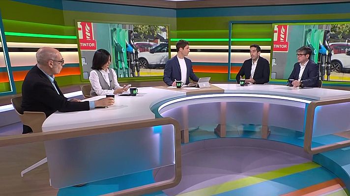 L'altaveu al pati - Matar senglars, heli i habitatge