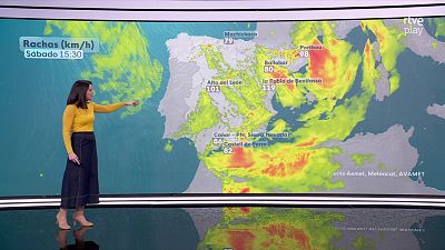 Nevadas en las montañas de la mitad norte y precipitaciones fuertes o persistentes en el nordeste y Baleares