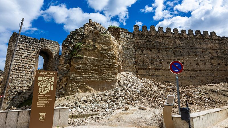 Se derrumba una torre del castillo de Escalona, Toledo | Ver