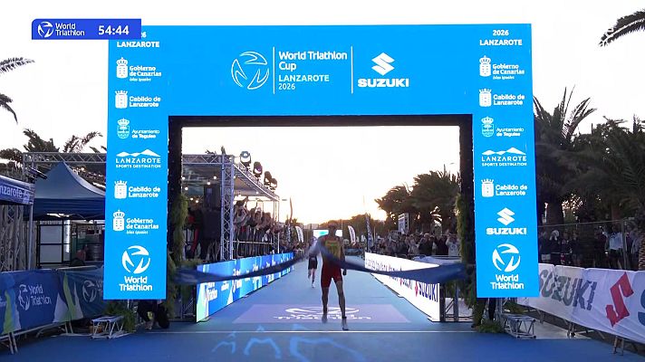 Triatlón - David Cantero gana la prueba masculina de la Copa del Mundo de Triatlón de Lanzarote