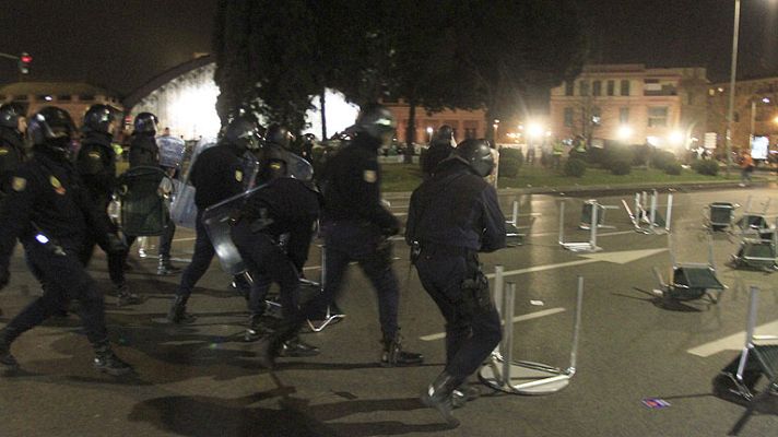Informativo 24h - 40 Detenidos en Madrid tras la manifestación contra los recortes y la corrupción