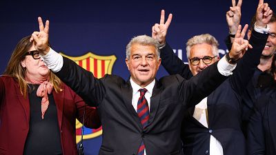 Joan Laporta es reelegido como presidente del Barcelona al ganar las elecciones a V�ctor Font