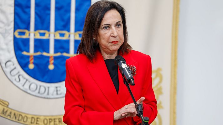 Informativo 24h - Robles insiste en que España "no se plantea ninguna misión en Ormuz" y pide que esta guerra "ilegal" termine