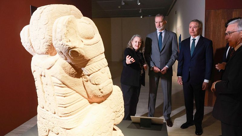 El rey Felipe VI ha hecho un gesto de acercamiento a México tras reconocer este lunes "abusos y controversias éticas" durante la colonización de América por parte de los conquistadores españoles.