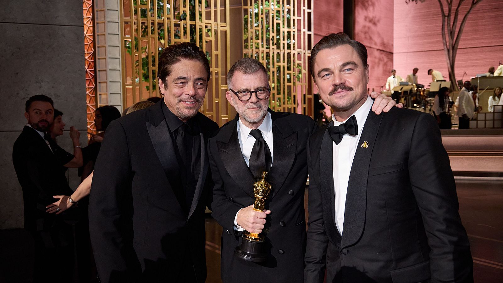 Los Oscar de las guerras y el mensaje explícito de Bardem - Telediario 2 | Ver