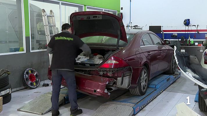 Informatiu Balear - Tallers mecànics col·lapsats