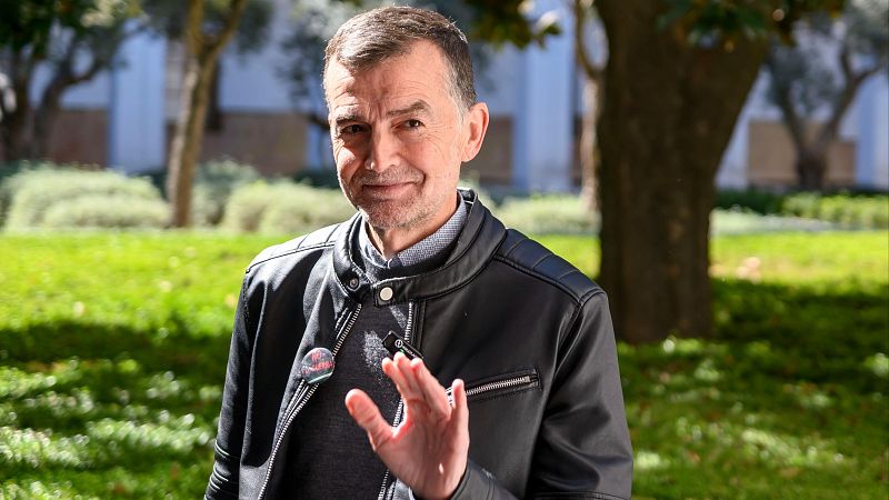 Los partidos a la izquierda del PSOE coinciden en que toca reflexionar tras desaparecer en Castilla y León. Pero el enfrentamiento entre Podemos y Sumar sigue abierto con los focos puestos ya en la siguiente cita electoral, en Andalucía, donde todo apunta a que también irán divididos.