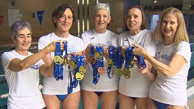 Las "Chicas de Oro" del Club Natación Pamplona arrasan en el Campeonato de España máster