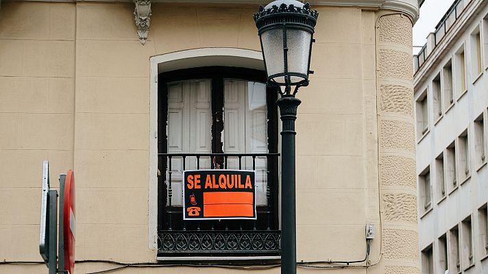 Telediario 1 - Vivir de alquiler fulmina la posibilidad de ahorrar para lograr una casa en propiedad
