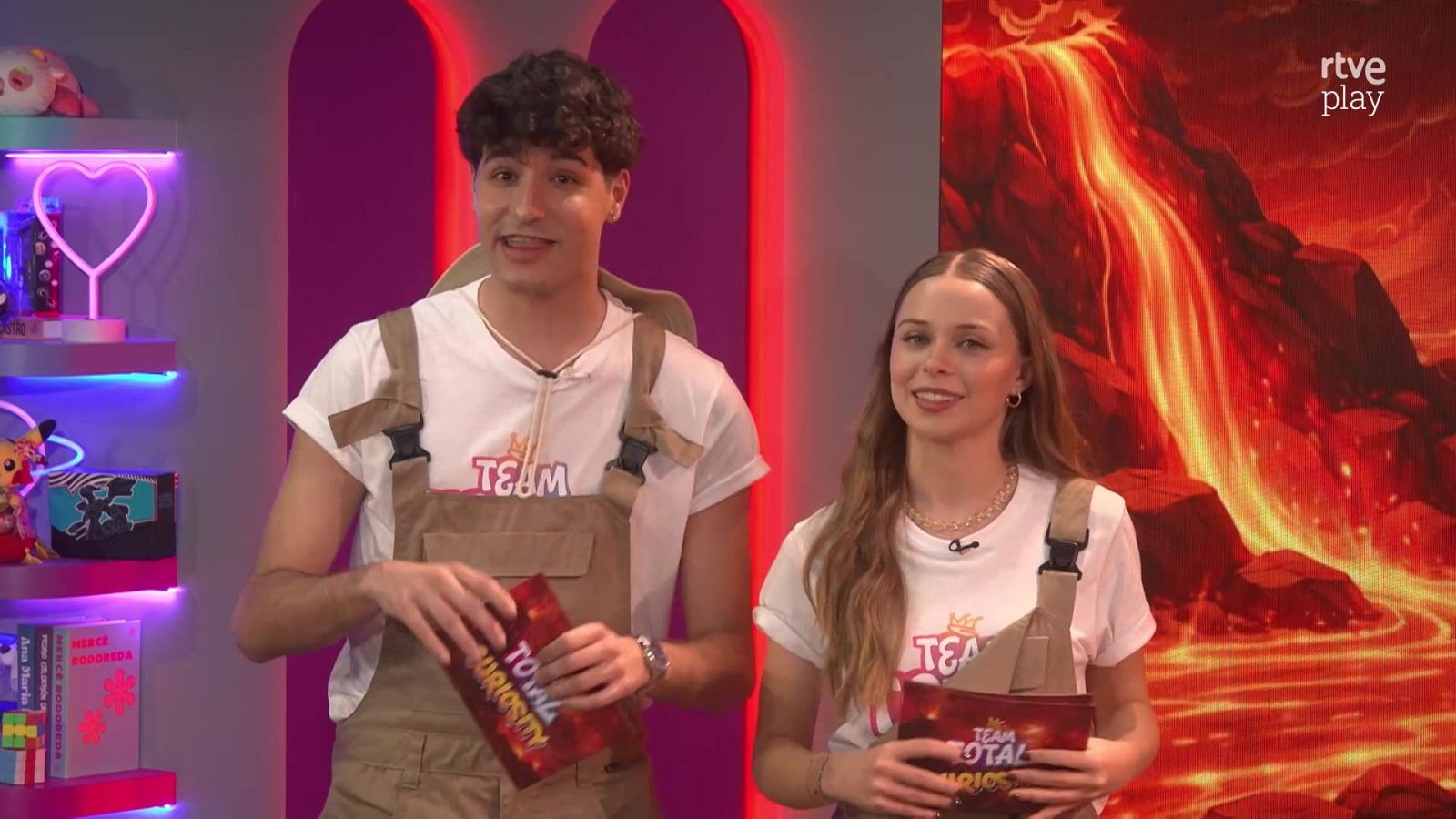 Team Total Curiosity - ADIVINA EL ANIMAL por su SILUETA - Team Total | Ver