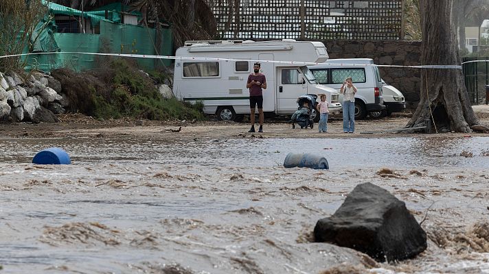 Telediario Fin de Semana - La borrasca Therese azota con fuerza las Islas Canarias