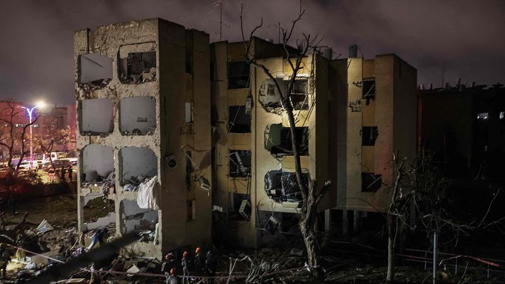 Informativo 24h - Más de 120 heridos, once graves, por dos misiles iraníes en el sur de Israel