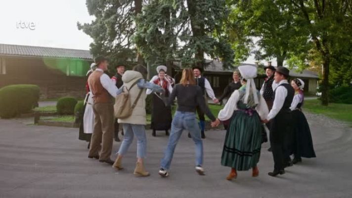 La Vuelta al Mundo en 80 Likes - La polka eslovena