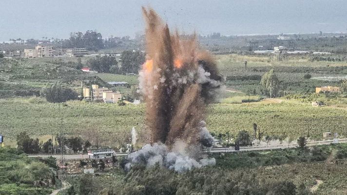 Telediario Fin de Semana - Israel ordena destruir los puentes que unen el sur del Líbano con el resto del país