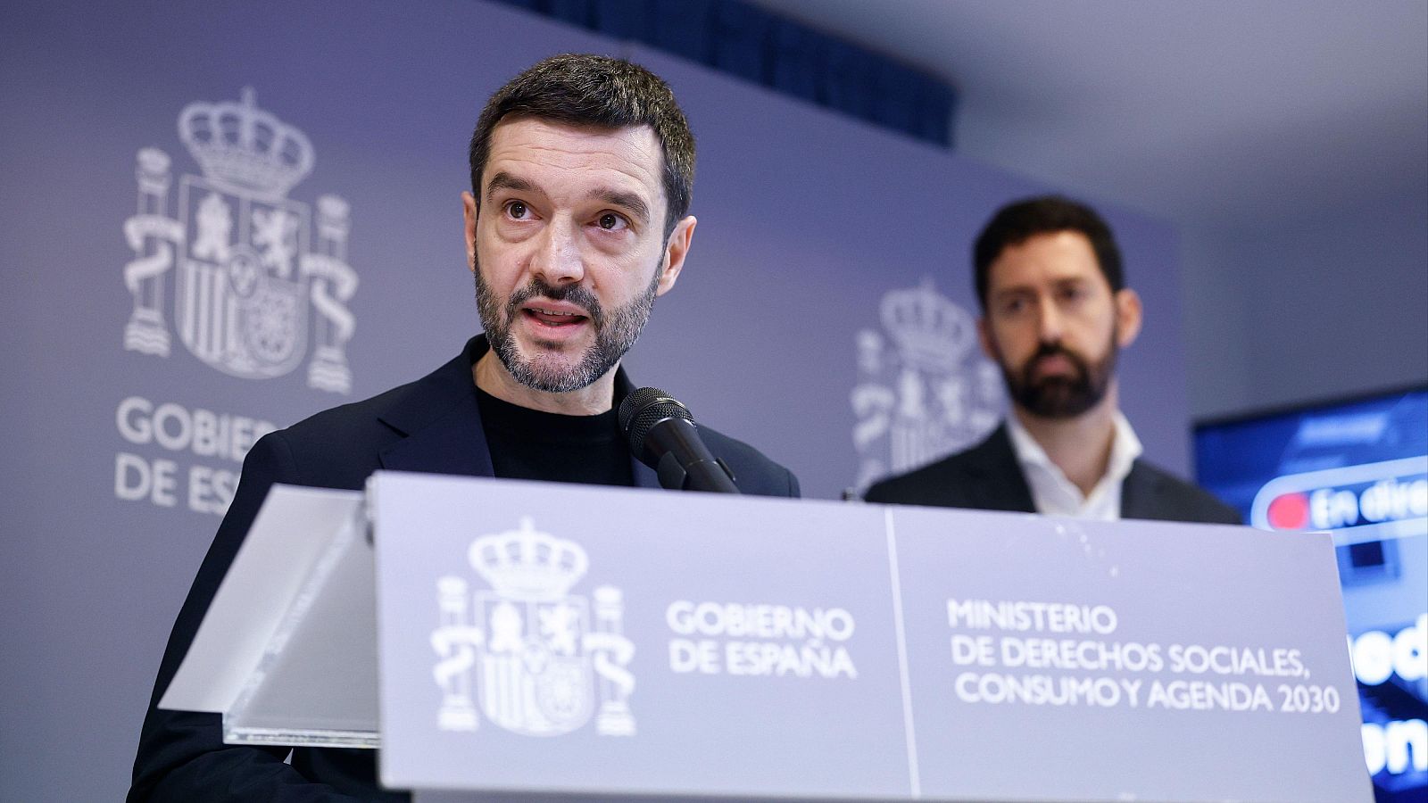 Bustinduy pide "pelear" para "construir la mayoría" para sacar adelante el decreto de vivienda - La hora de La 1 | Ver