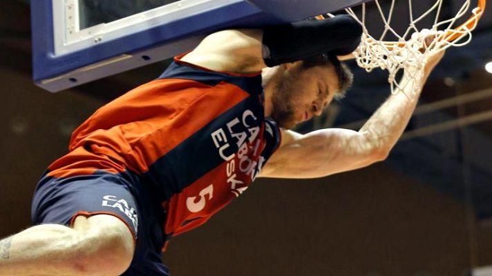 Telediario 1 - Las tres mejores jugadas de la jornada 22 de la Liga Endesa