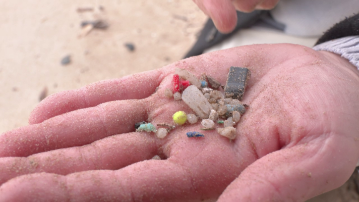 Aquí la Tierra - Cazadores de plásticos